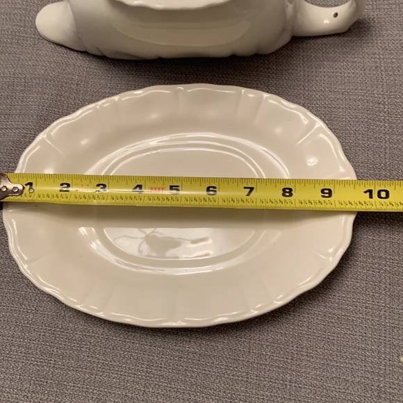 Gravy Bowl & Plate - Picture 4 of 6